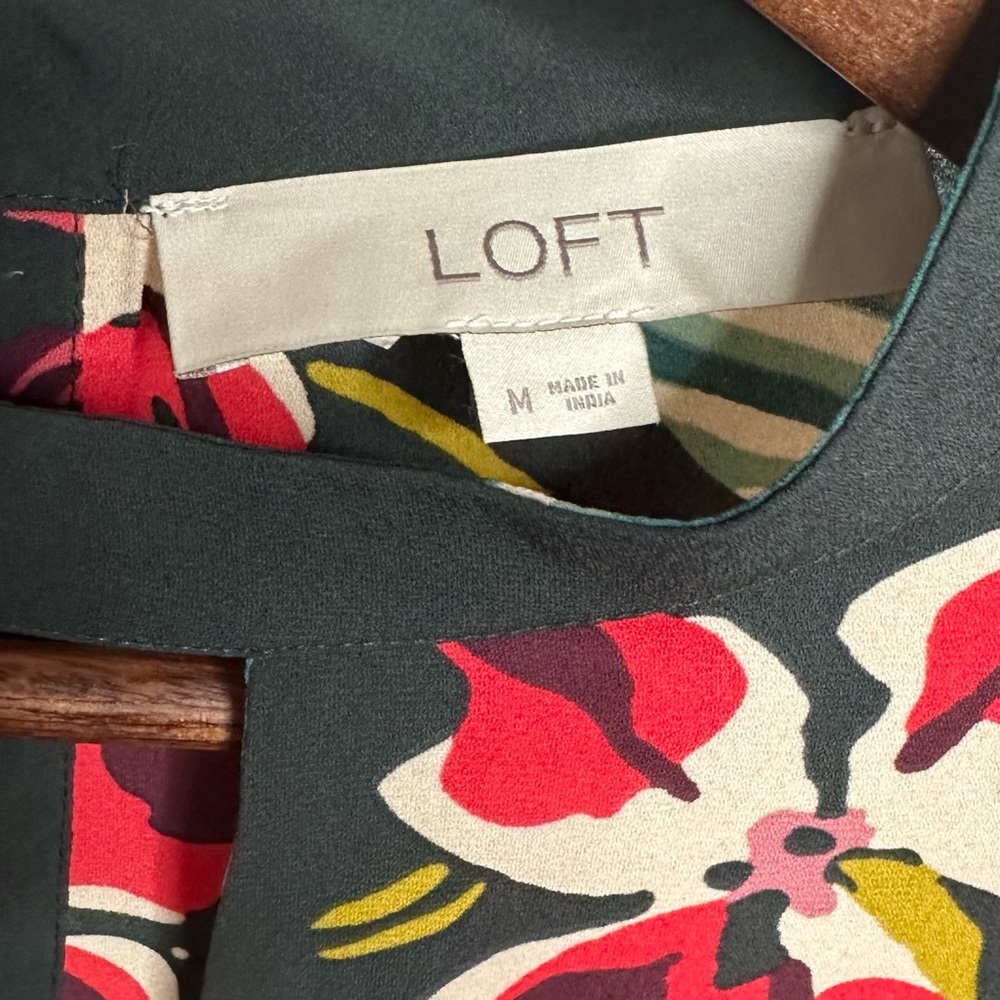 Loft Floral Sleeveless Top - Picture 3 of 5